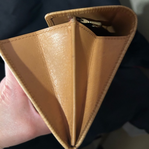 Pre-loved Tan Leather Wallet